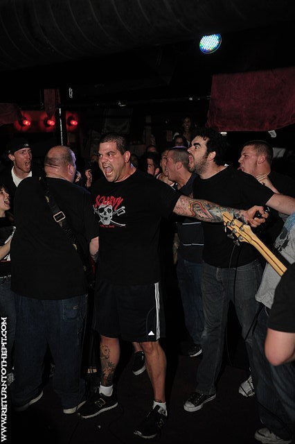[100 demons on May 9, 2008 at Club Hell (Providence, RI)]
