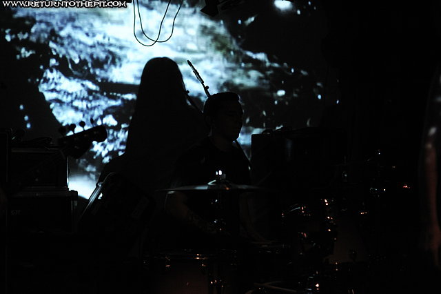 [a storm of light on May 21, 2009 at Great Scott's (Allston, MA)]