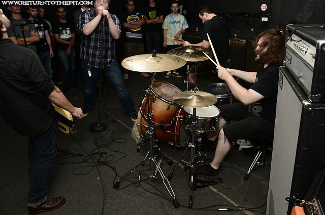 [astronomer on Aug 14, 2012 at Anchors Up (Haverhill, MA)]