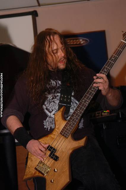 [bane of existence on Sep 16, 2005 at Dee Dee's Lounge (Quincy, Ma)]