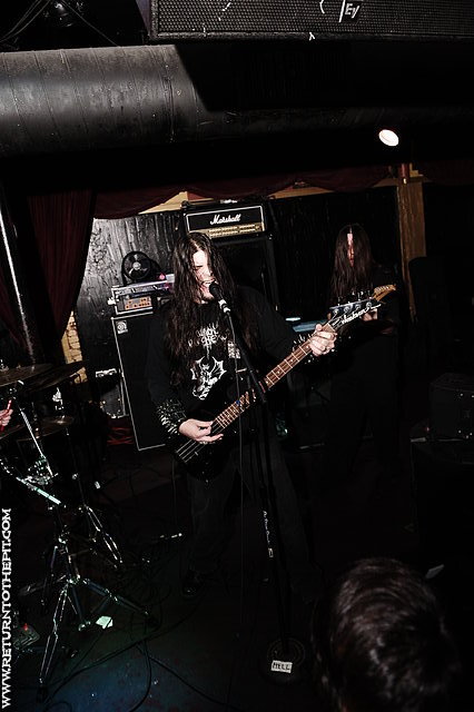 [baphomets horns on Sep 29, 2009 at Club Hell (Providence, RI)]