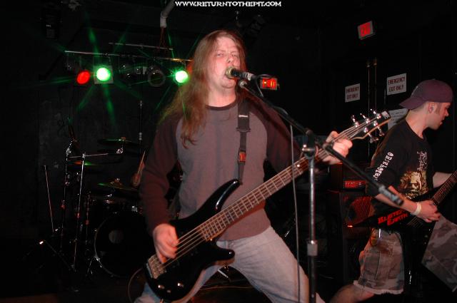 [blistered earth on Nov 24, 2004 at the Palladium (Worcester, Ma)]