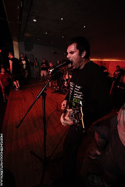 [born from pain on Sep 20, 2009 at Club Lido (Revere, MA)]
