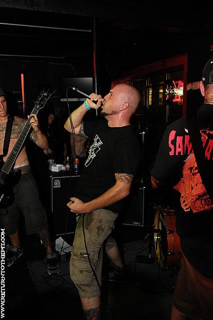 [circle of dead children on Aug 9, 2008 at Jerky's (Providence, RI)]