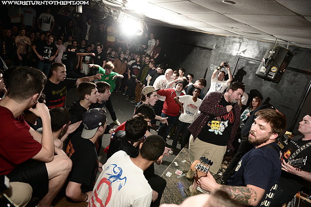 [dead end path on Nov 30, 2012 at Anchors Up (Haverhill, MA)]