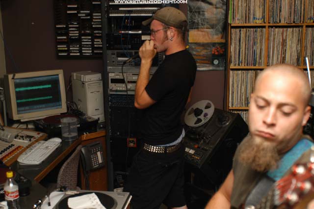 [deadwater drowning on Jun 17, 2003 at Live in the WUNH studios (Durham, NH)]