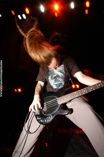 [devildriver on Jun 25, 2005 at Tsongas Arena (Lowell, Ma)]