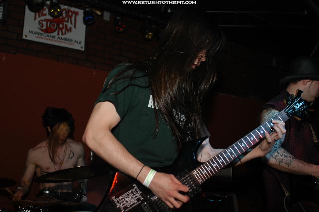 [divinity destroyed on Apr 16, 2004 at New Wave Cafe (New Bedford, MA)]