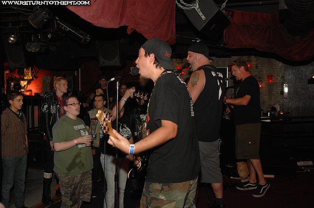 [doosh bags on Sep 12, 2007 at Club Hell (Providence, RI)]