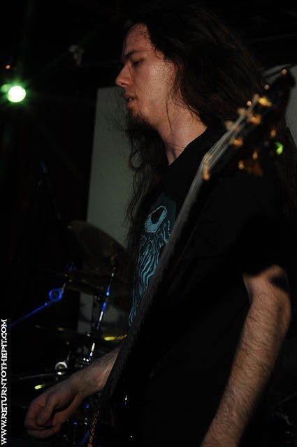 [dreaded silence on Jun 21, 2007 at Ralph's Chadwick Square Rock Club (Worcester, MA)]