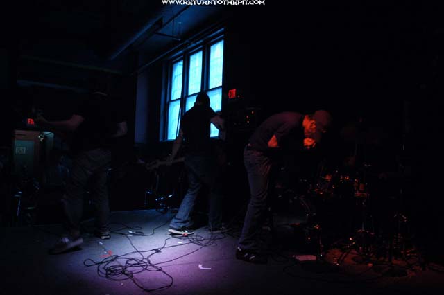 [embrace today on Aug 3, 2003 at The Met Cafe (Providence, RI)]