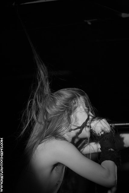 [finntroll on Sep 22, 2007 at Mark's Showplace (Bedford, NH)]