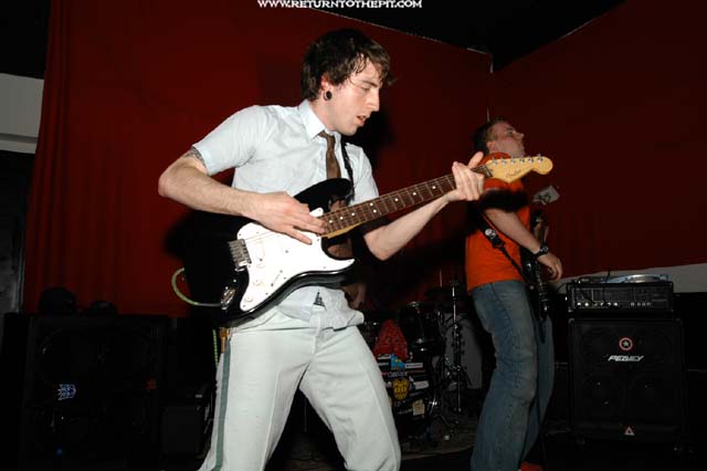 [for.her.i.can.be.a.hero on May 10, 2003 at the Pogo Club (Norwich, CT)]