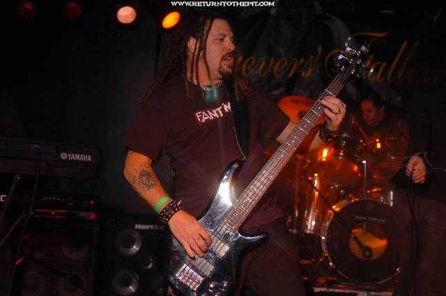 [forevers fallen grace on Nov 19, 2005 at Club 125 - main stage (Bradford, Ma)]