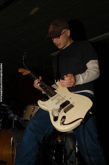 [fourhorse on Dec 11, 2003 at AS220 (Providence, RI)]