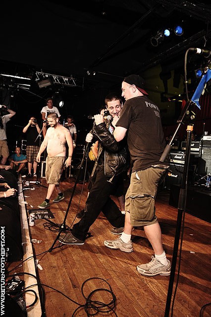 [gang green on Aug 29, 2010 at Club Lido (Revere, MA)]
