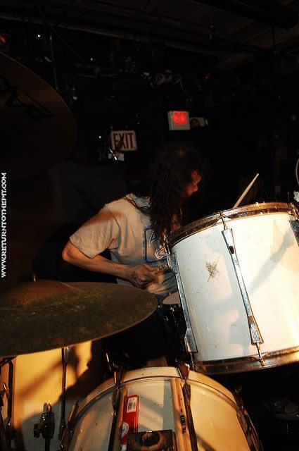 [gutwrench on Jan 23, 2007 at The Lucky Dog Music Hall (Worcester, MA)]