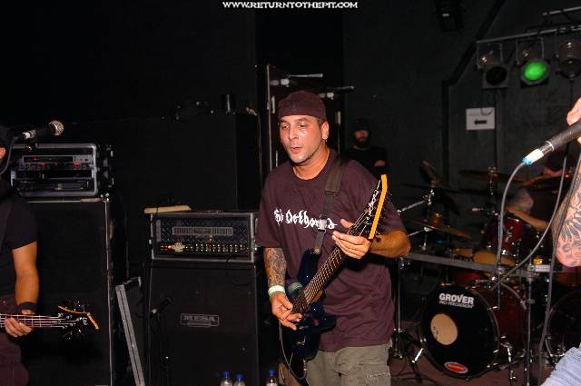 [hell within on Oct 9, 2005 at the Palladium - secondstage (Worcester, Ma)]
