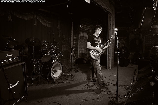 [insufferable ingrate on Jan 3, 2013 at Ralph's (Worcester, MA)]