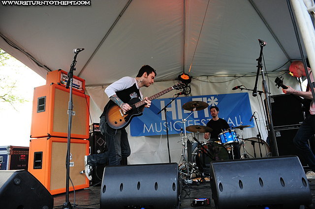 [kyoty on May 7, 2011 at The Great Lawn (Durham, NH)]