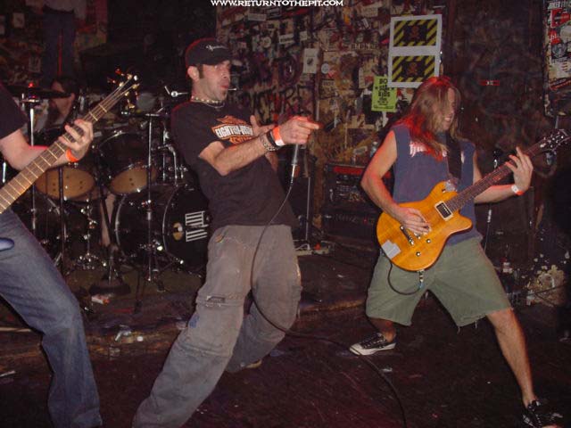 [lamb of god on Nov 2, 2002 at CBGB - CMJ (NYC, NY)]