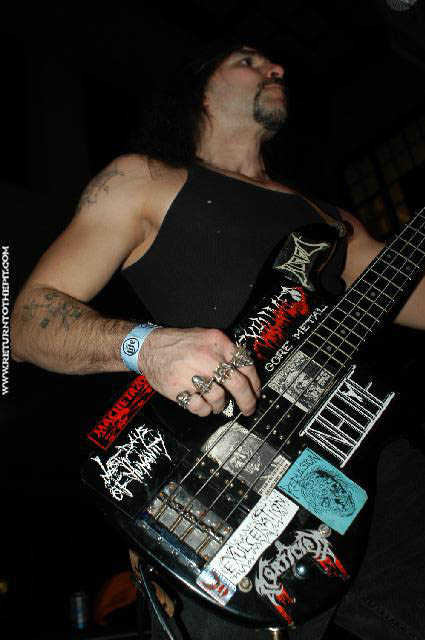 [mortician on Nov 15, 2003 at NJ Metal Fest - Second Stage (Asbury Park, NJ)]