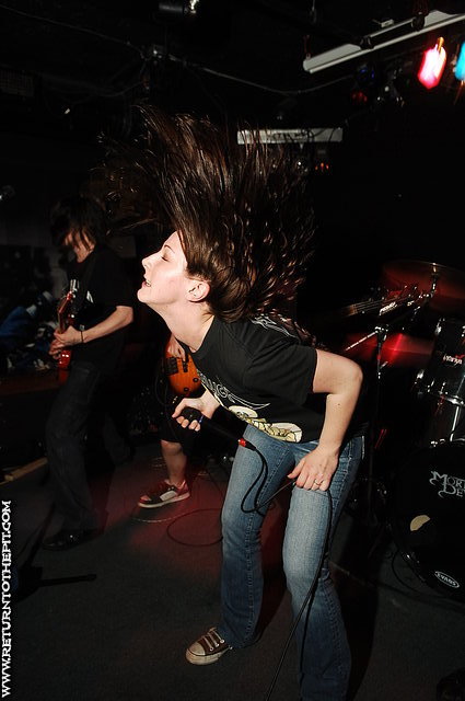 [mortis deveia on May 2, 2007 at Dover Brick House (Dover, NH)]