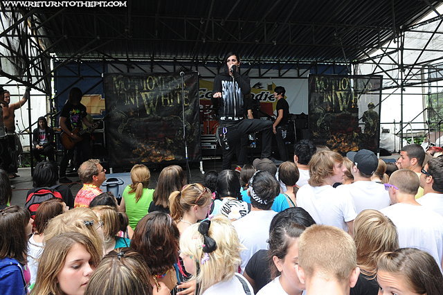 [motionless in white on Jul 23, 2008 at Comcast Center - East Cost Indie Stage (Mansfield, MA)]