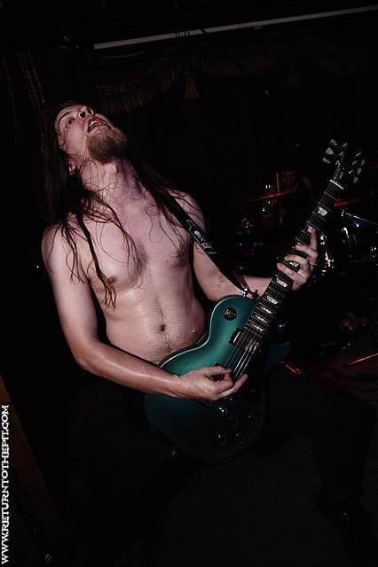 [mourning the dead on Aug 20, 2009 at Ralph's (Worcester, MA)]