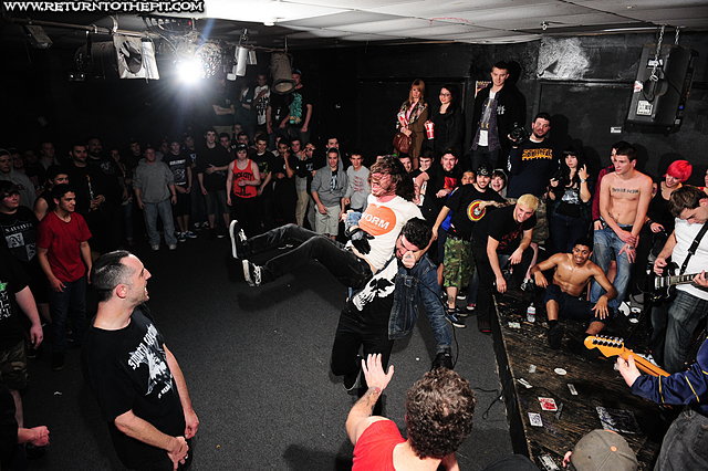 [new lows on Nov 27, 2011 at Anchors Up (Haverhill, MA)]