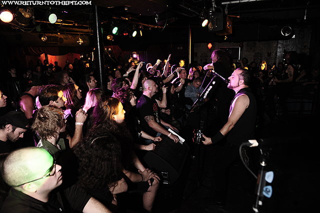 [overkill on Nov 7, 2010 at Club Hell (Providence, RI)]