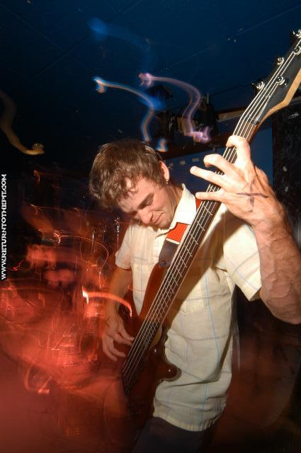 [porphyria on Sep 4, 2004 at Club Liquid (Leominster, Ma)]