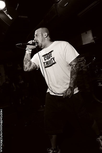 [pound for pound on May 10, 2009 at Club Hell (Providence, RI)]