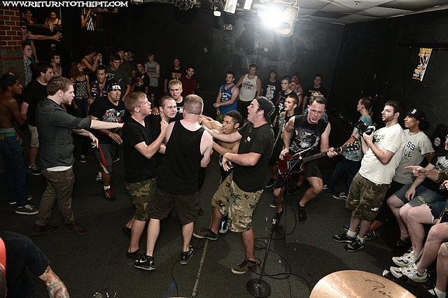 [powerwolves on Aug 25, 2012 at Anchors Up (Haverhill, MA)]