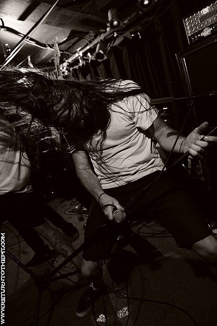 [ramming speed on May 22, 2012 at Great Scott's (Allston, MA)]