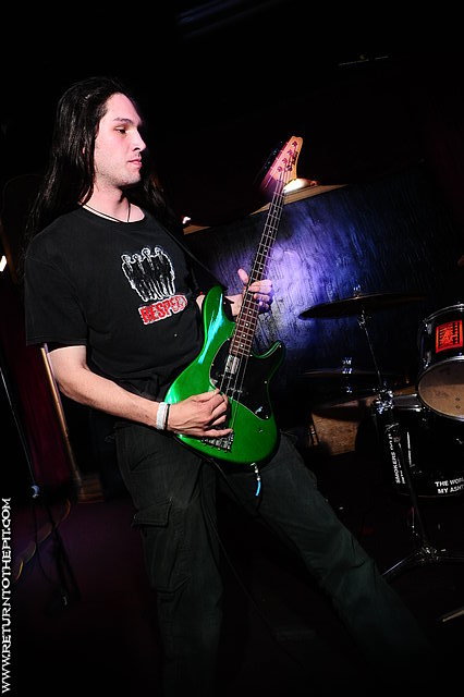 [rampant decay on May 10, 2009 at Club Hell (Providence, RI)]