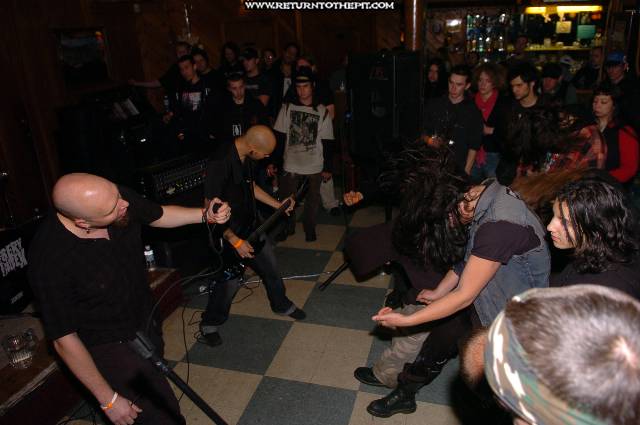 [rotten sound on May 24, 2005 at American Legion (Providence, RI)]