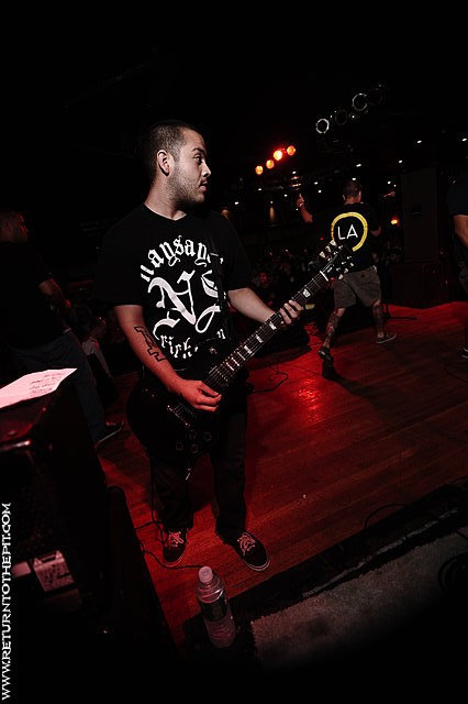 [rotting out on Sep 20, 2009 at Club Lido (Revere, MA)]