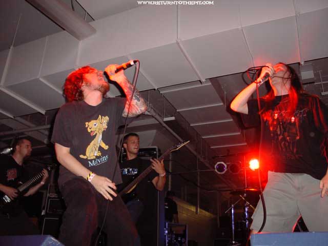 [rune on Jul 27, 2002 at Milwaukee Metalfest Day 2 relapse (Milwaukee, WI)]