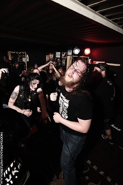 [sexcrement on Mar 19, 2010 at Mos Eisley (Everett, MA)]