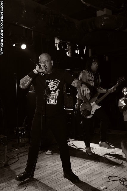 [severed head of state on May 28, 2016 at Baltimore Sound Stage (Baltimore, MD)]