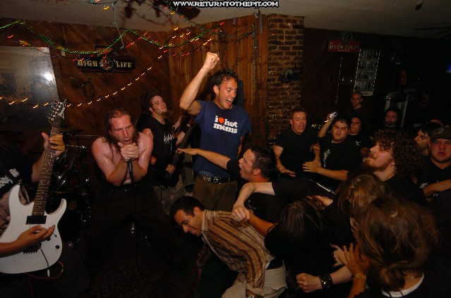 [sexcrement on Aug 10, 2006 at O'Briens Pub (Allston, Ma)]