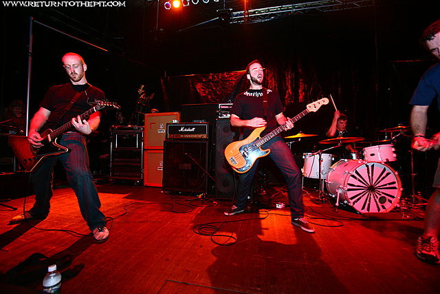 [shipwreck on Dec 28, 2008 at the Palladium (Worcester, MA)]