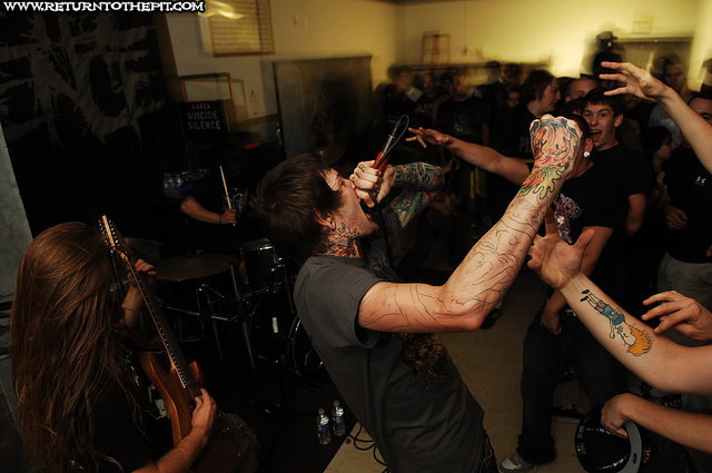 [suicide silence on Sep 25, 2007 at American Legion (Manchester, NH)]