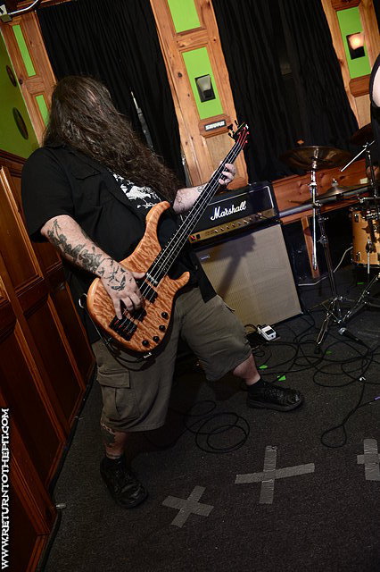 [sulaco on Aug 25, 2012 at The Tap (Haverhill, MA)]