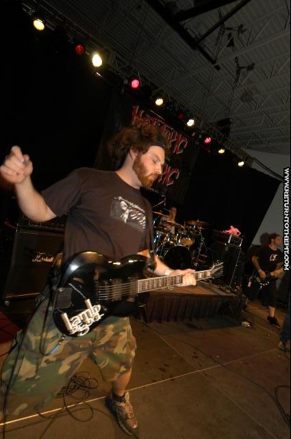 [sycamore dreams on Jul 23, 2004 at Hellfest - Hot Topic Stage (Elizabeth, NJ)]