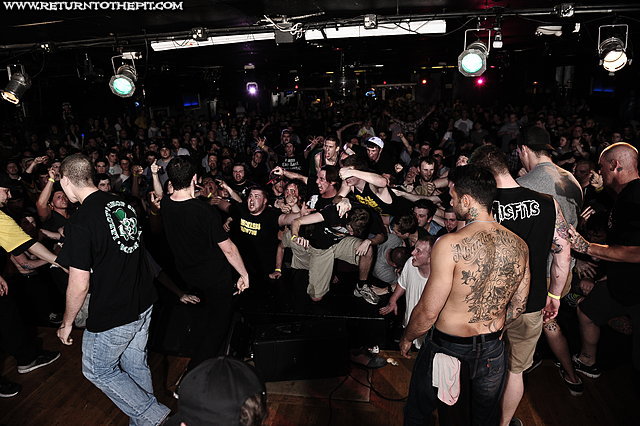 [the carrier on Mar 23, 2012 at Club Lido (Revere, MA)]