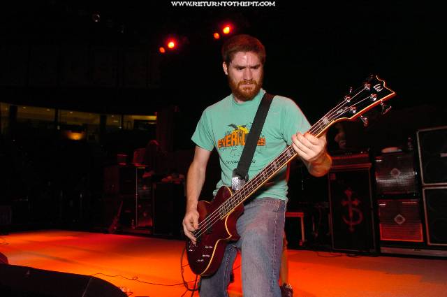 [the red chord on Jun 25, 2005 at Tsongas Arena (Lowell, Ma)]