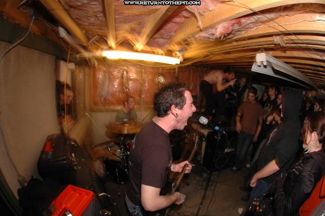 [the taste of silver on Nov 26, 2005 at Nate's Manhattan Robot Dream House (Reading, Ma)]