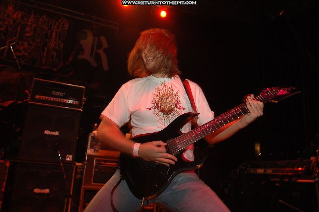 [through the eyes of the dead on Sep 30, 2006 at the Palladium (Worcester, Ma)]